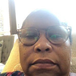 Meet your Posher, Alana